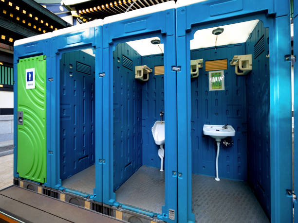 Affordable portable toilet rental in Janesville, IA